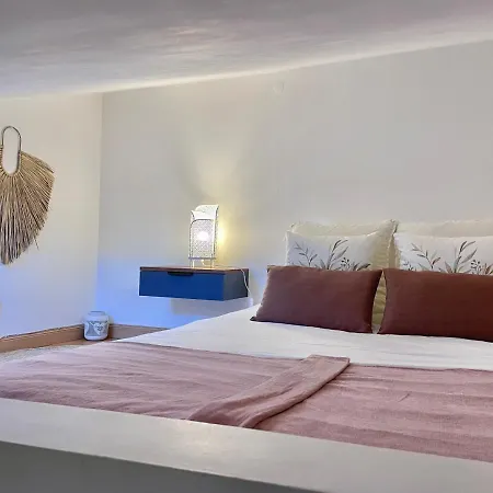 Casa Coracao Do Bairro Апартаменты *